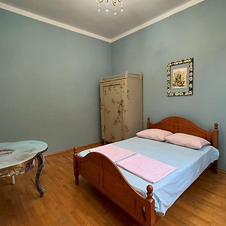 Guest House One Two Three Tiflis Dış mekan fotoğraf